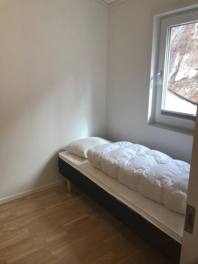 Four Bedroom Holiday Cottage In Sirdal Tjorhom Exterior photo